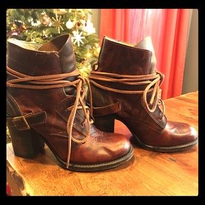 Freebird by Steve Madden Billy Boots